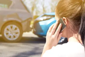 Действия водителя при ДТП за пределами Украины